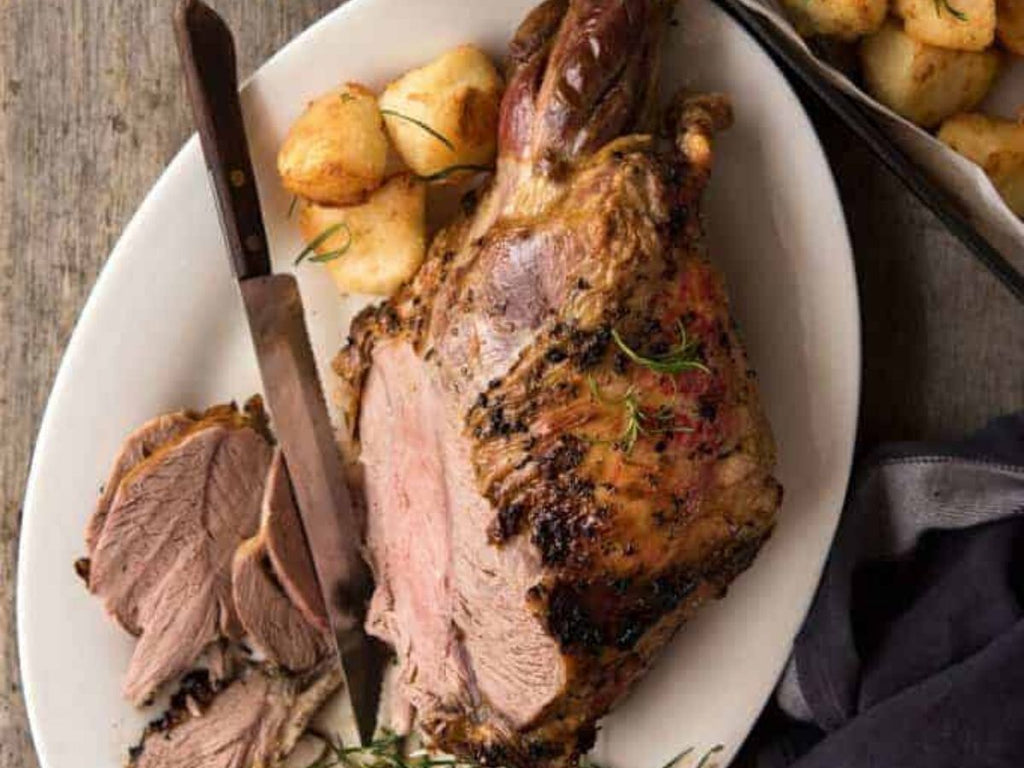 How To Prepare Roast Lamb Leg With Gravy? - Aussie Meat, Meat delivery, online butcher, BBQ Grills, Wine